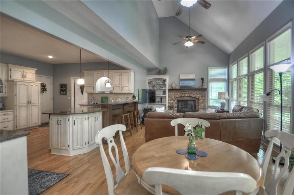 9305 W 149th Terrace — photo 9