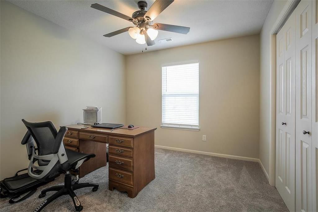 315 SW Albatross Street — photo 16