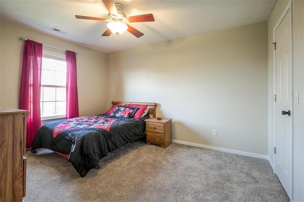 315 SW Albatross Street — photo 17