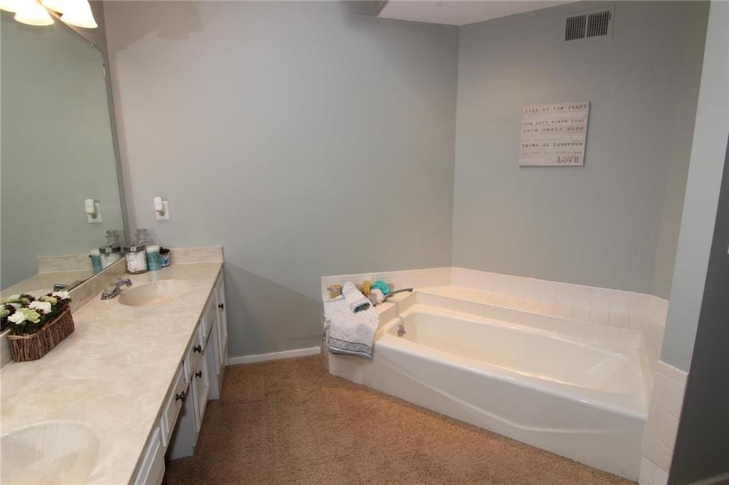 17309 W 70th Street — photo 12