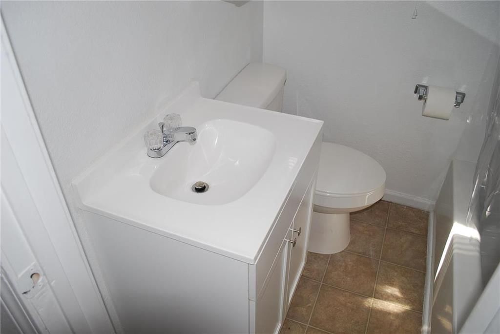 7845 Leavenworth Road — photo 10