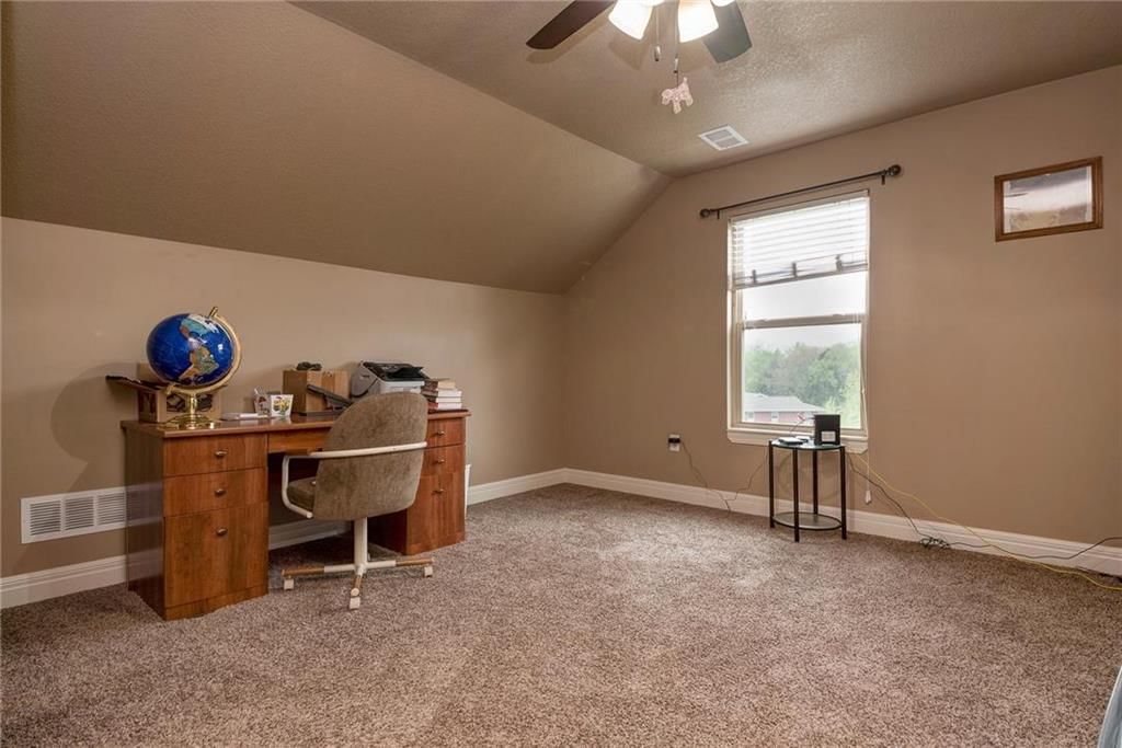 312 Pendleton Court — photo 17
