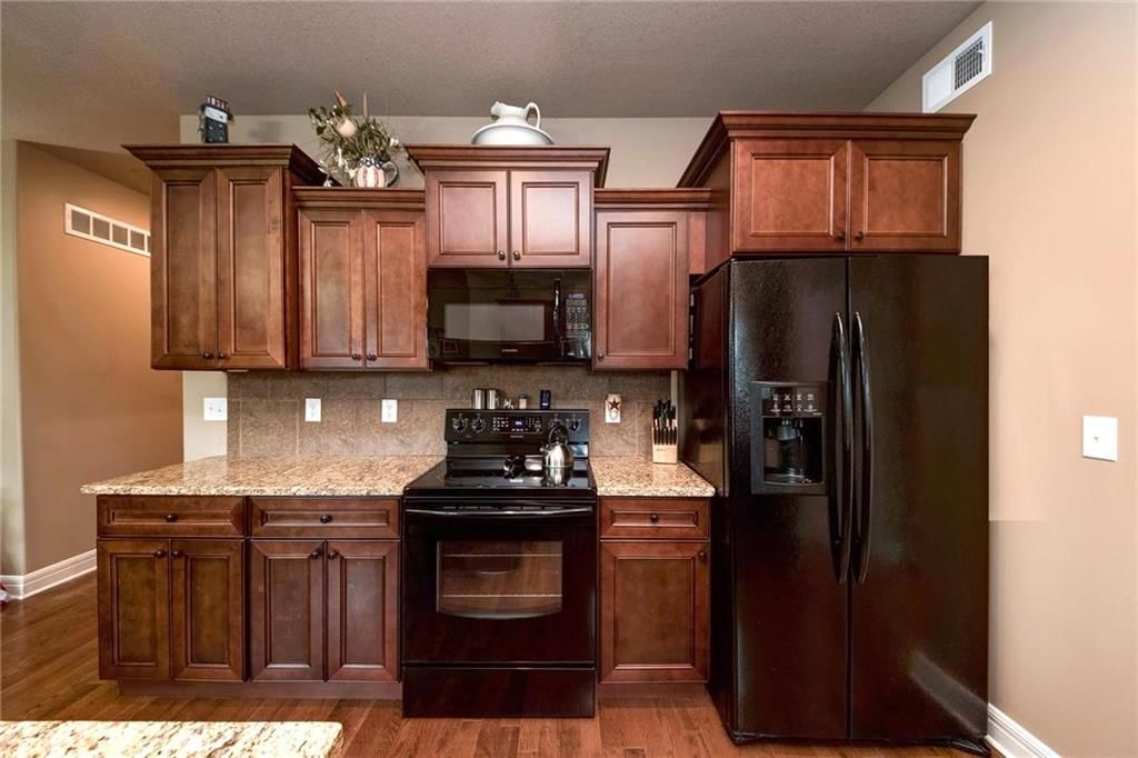 312 Pendleton Court — photo 10