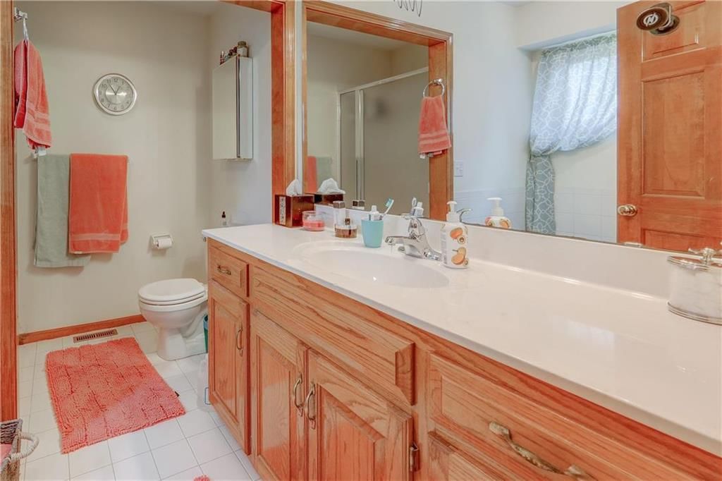 804 Hawthorne Drive — photo 5