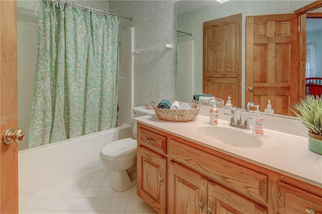 804 Hawthorne Drive — photo 7