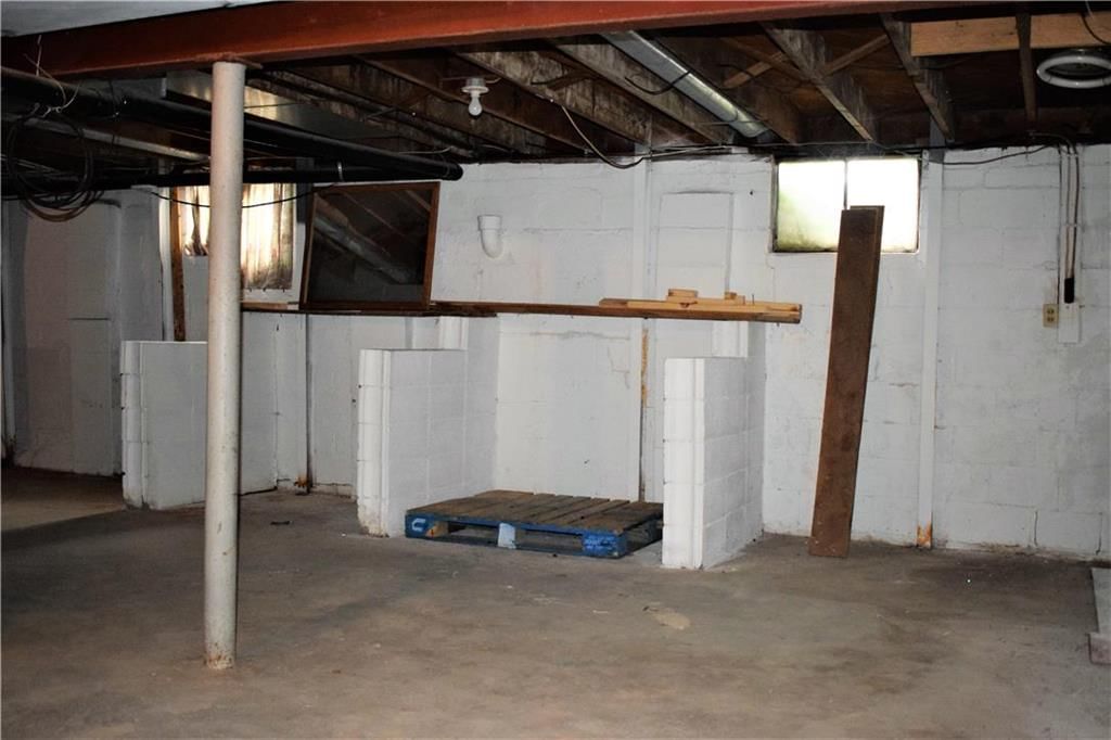 209 Hillcrest Drive — photo 14