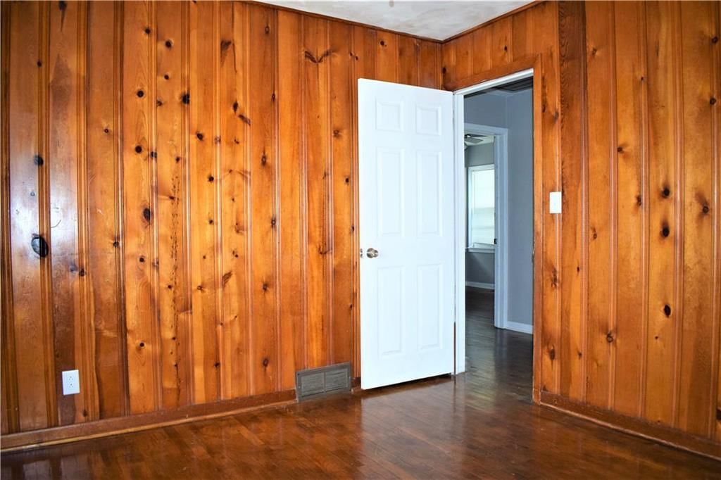 209 Hillcrest Drive — photo 7