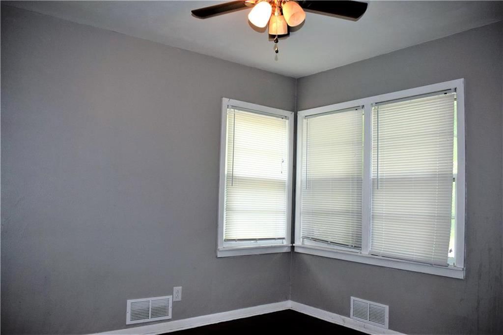 209 Hillcrest Drive — photo 10