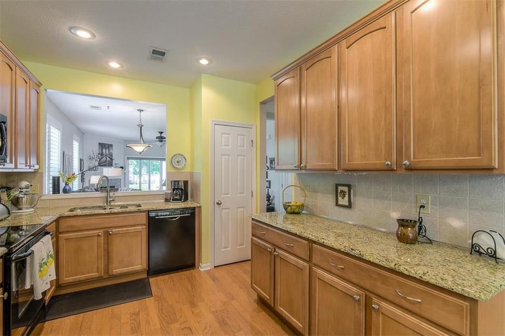 23324 W 90th Street — photo 7