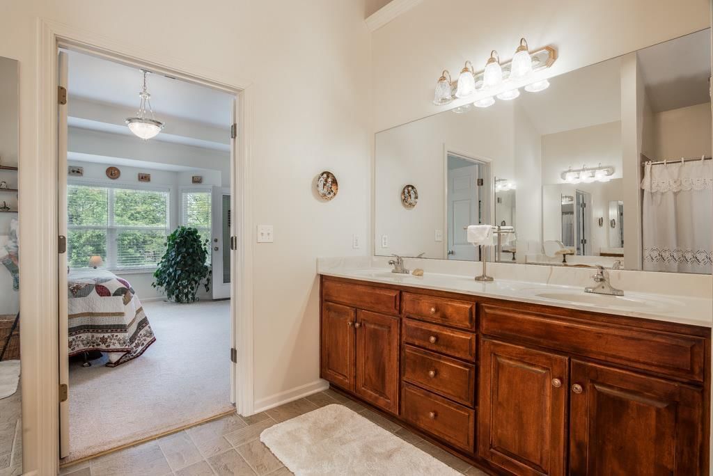 1418 SW Logos Drive — photo 13