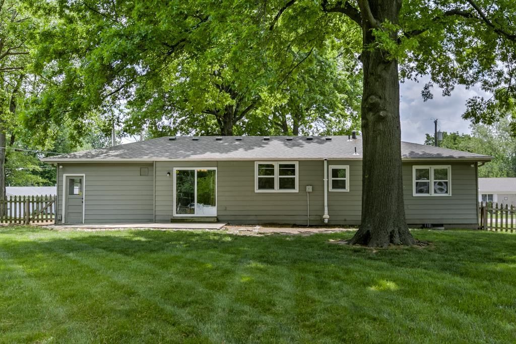 12406 W 61st Street — photo 23