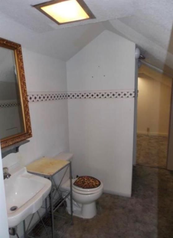 208 E Mound Street — photo 14