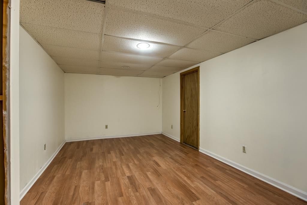 615 NW CENTRAL Street — photo 19