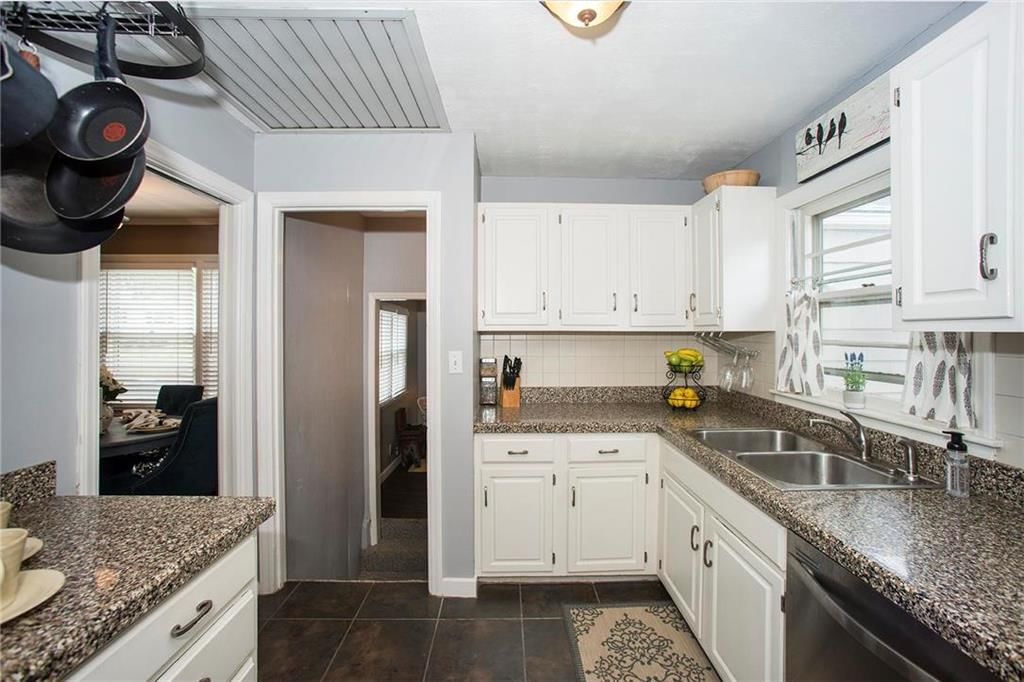 2702 W 73 Terrace — photo 19