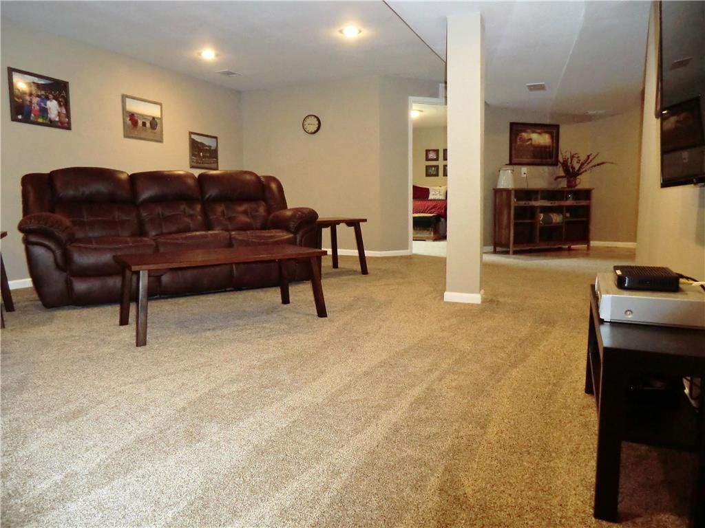 9431 N Amoret Avenue — photo 14