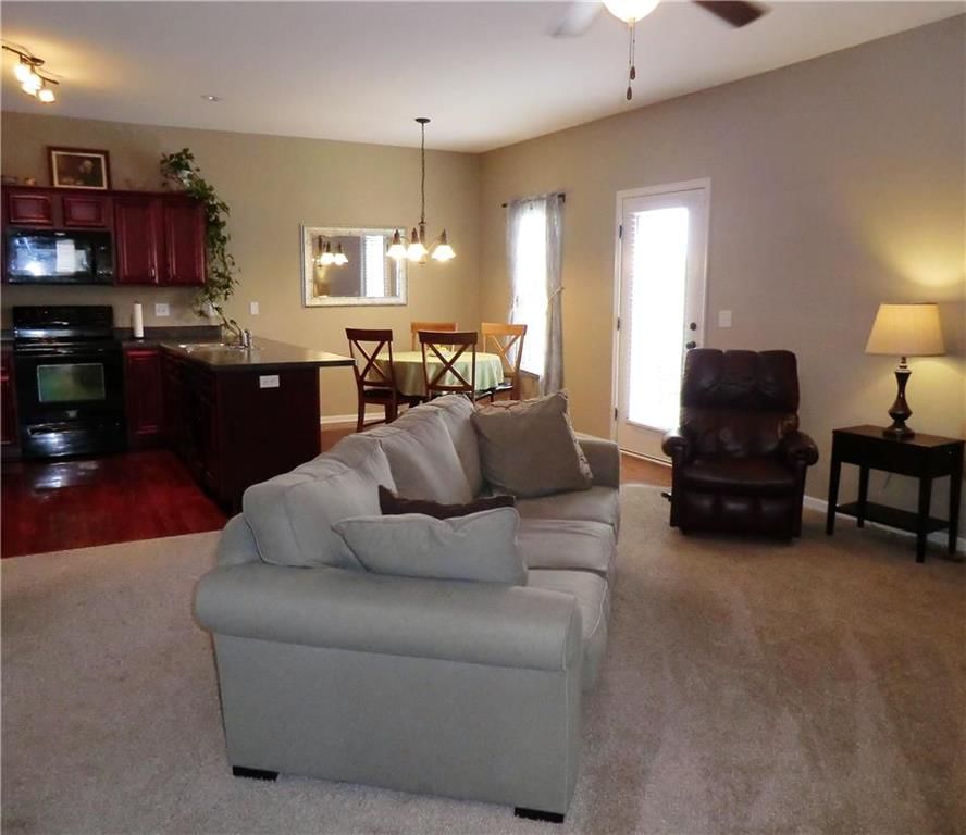 9431 N Amoret Avenue — photo 5