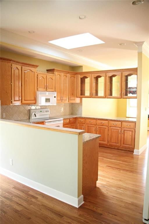 808 Pinehurst Drive — photo 6