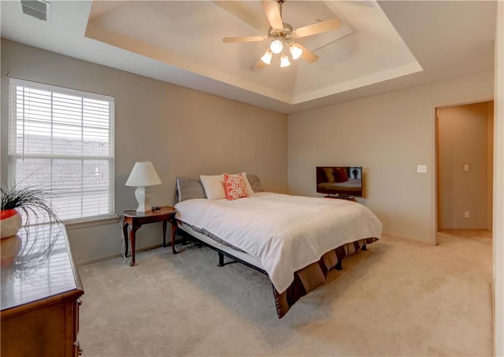 4539 NE 83rd Terrace — photo 8