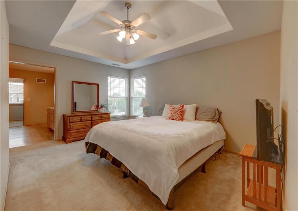 4539 NE 83rd Terrace — photo 9