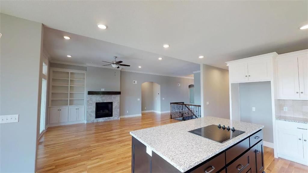 5865 Thousand Oaks Drive — photo 8