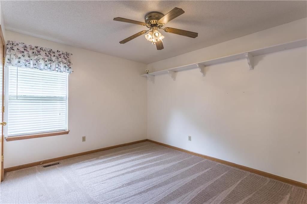 9913 W 50th Terrace — photo 12