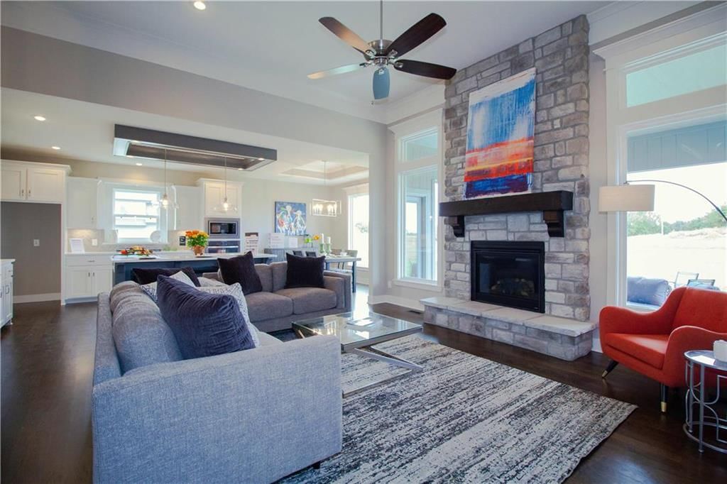 8152 NW 90th Street — photo 11