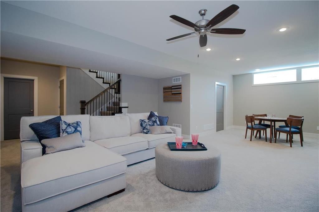 8152 NW 90th Street — photo 38
