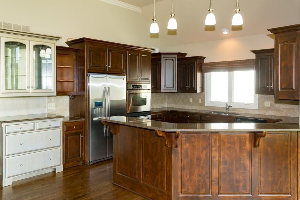 9939 Fountain Circle — photo 11