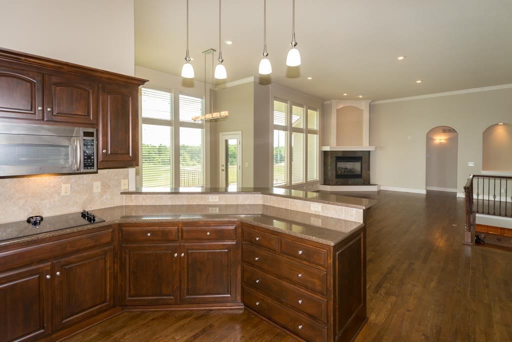 9939 Fountain Circle — photo 12