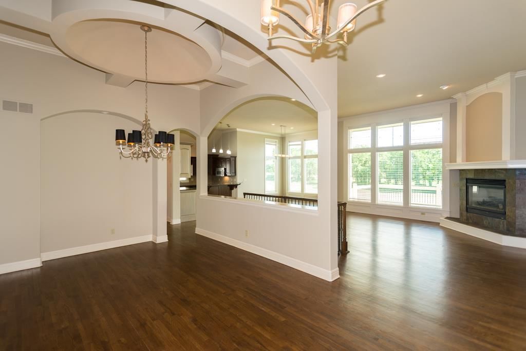 9939 Fountain Circle — photo 5