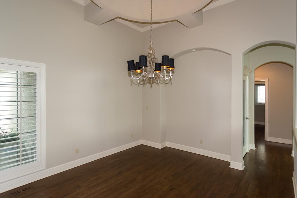 9939 Fountain Circle — photo 6