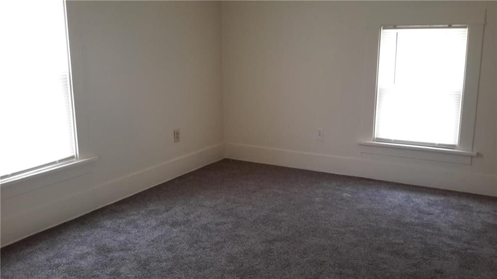 301 S CEDAR Street — photo 10