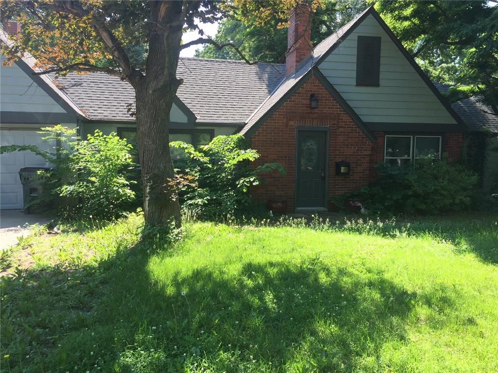 8625 Marty Street, Overland Park, KS