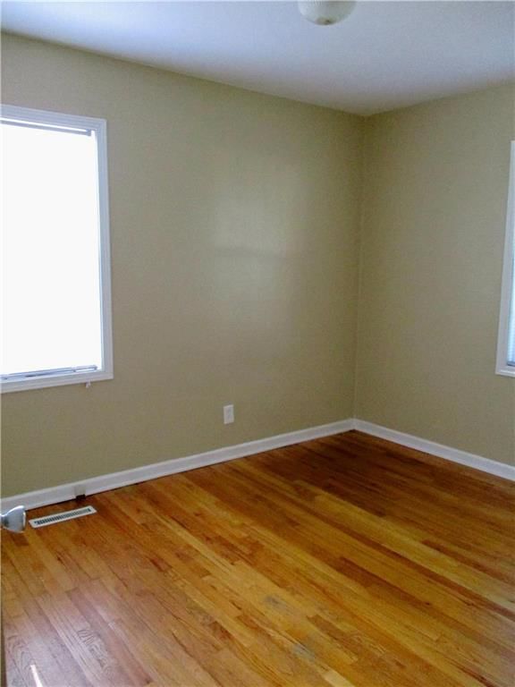 811 W 89th Street — photo 20