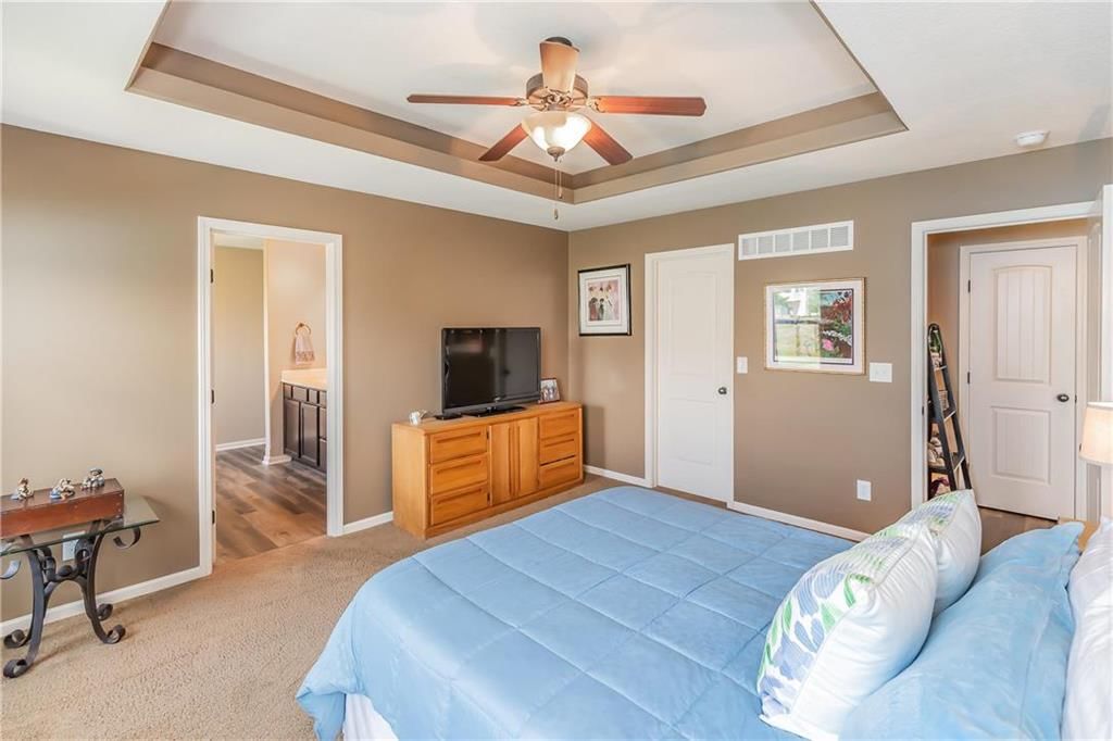 23722 W 88TH Terrace — photo 9