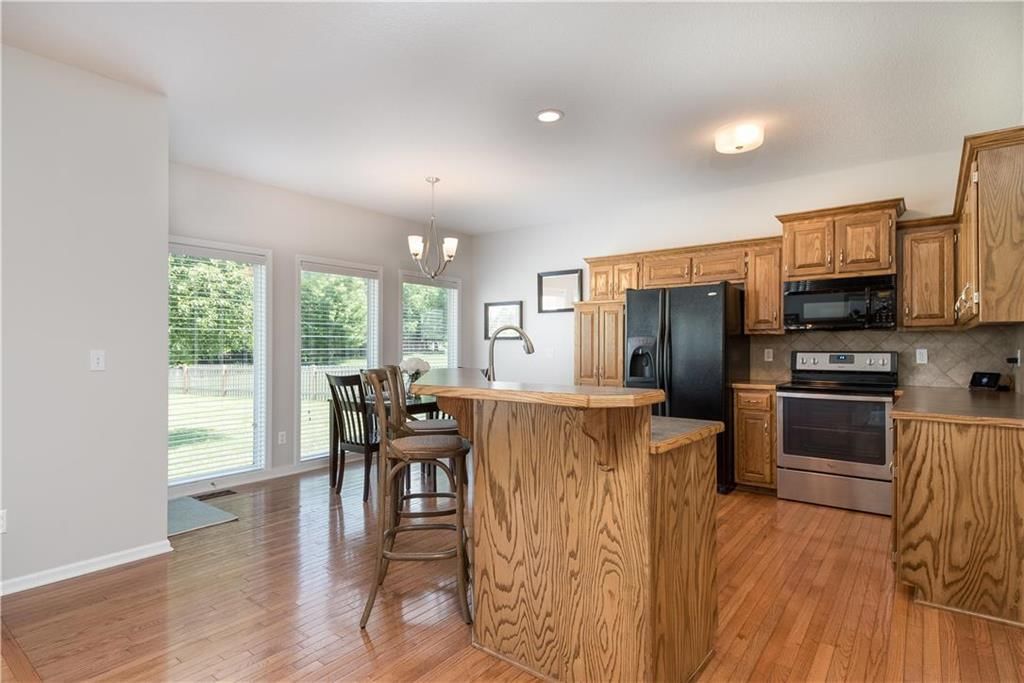 16303 S Stagecoach Street — photo 8