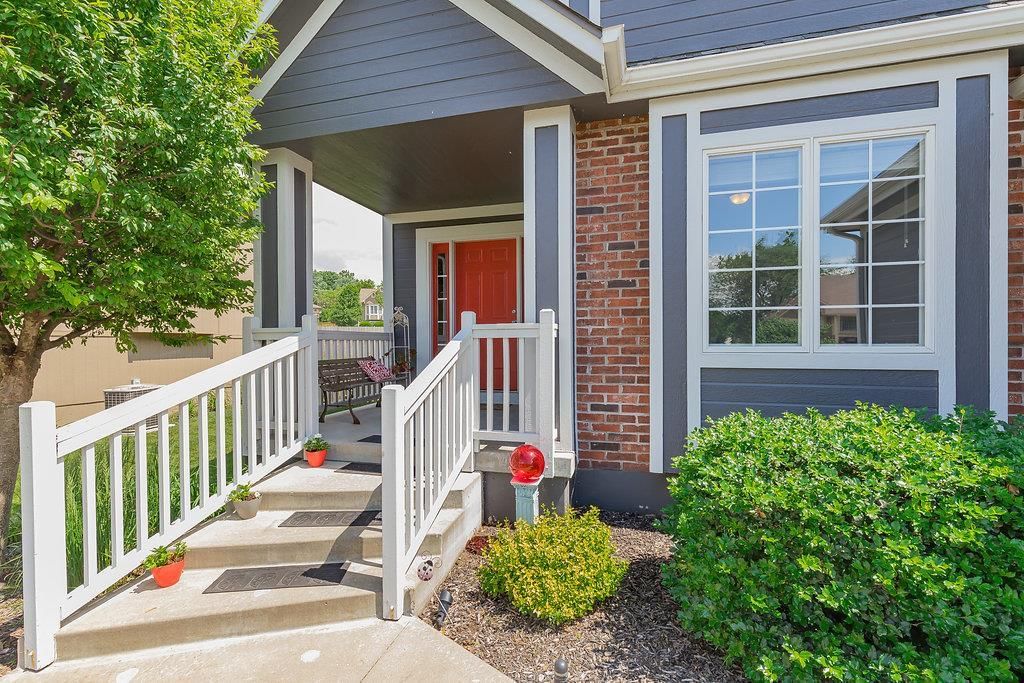 405 S Lakeshore Drive — photo 2