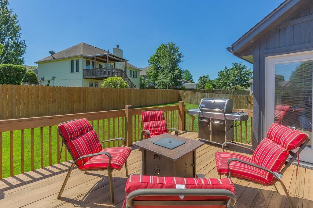 405 S Lakeshore Drive — photo 23