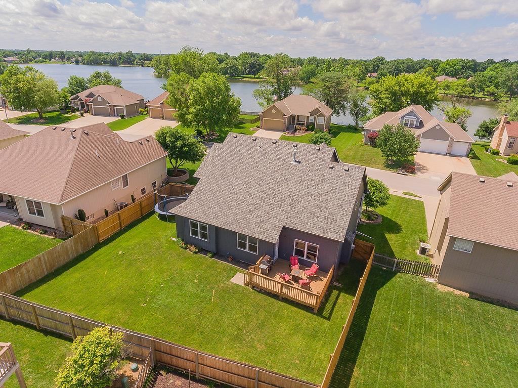 405 S Lakeshore Drive — photo 24