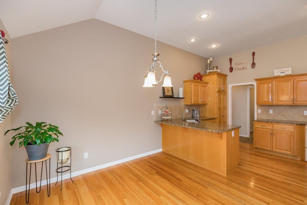 405 S Lakeshore Drive — photo 9