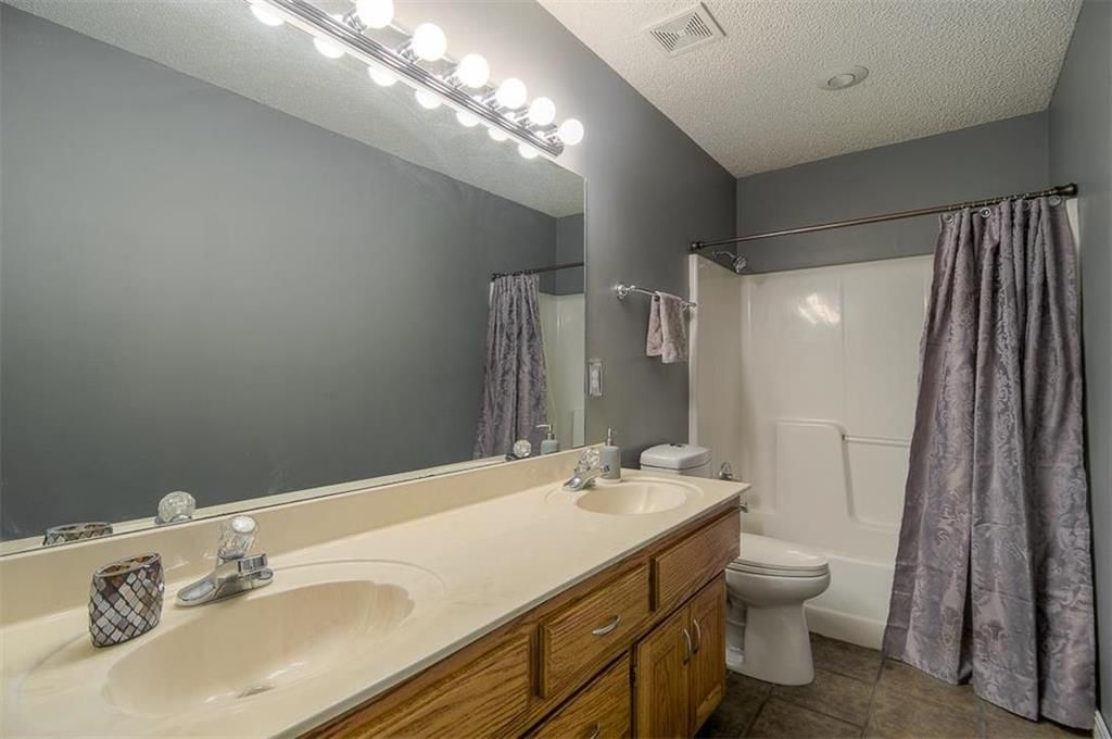 1711 S WHITNEY Drive — photo 17