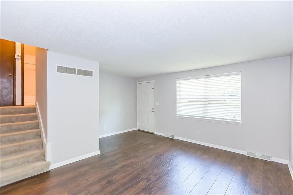 3715 NE 42nd Terrace — photo 8