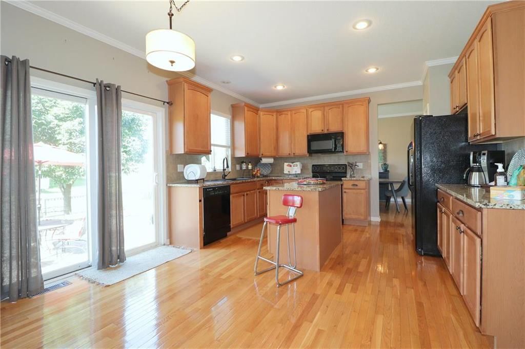 23507 W 88th Street — photo 6