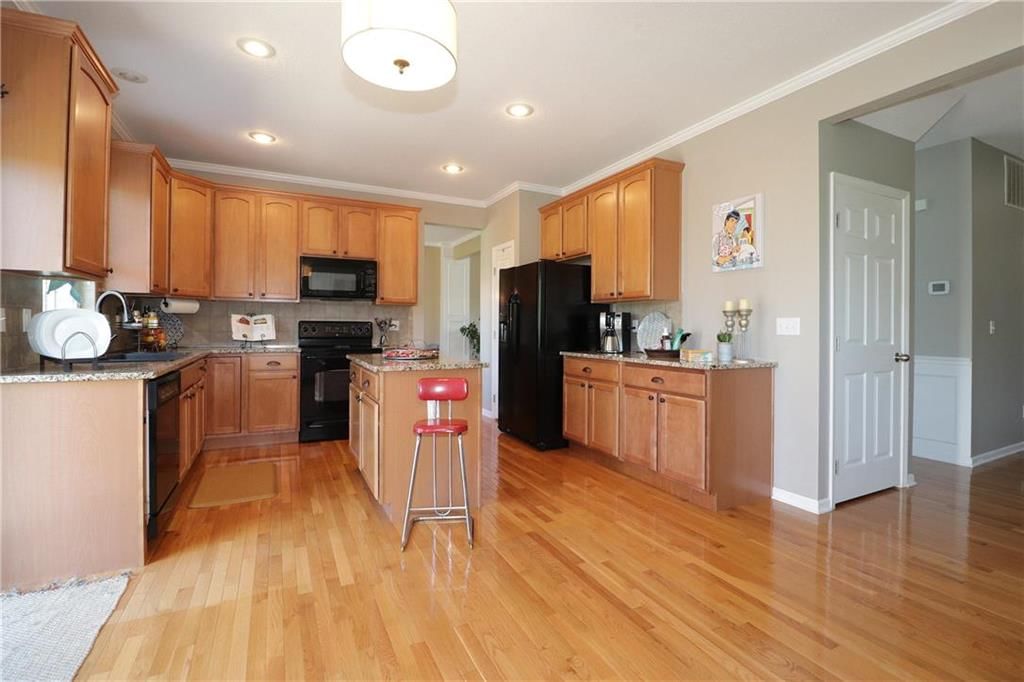 23507 W 88th Street — photo 7