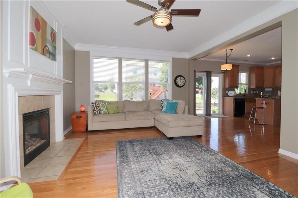 23507 W 88th Street — photo 9