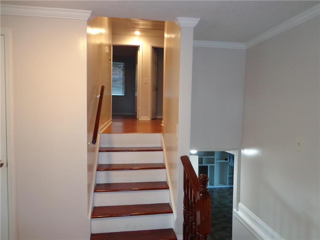 1508 S Scarborough Street — photo 8
