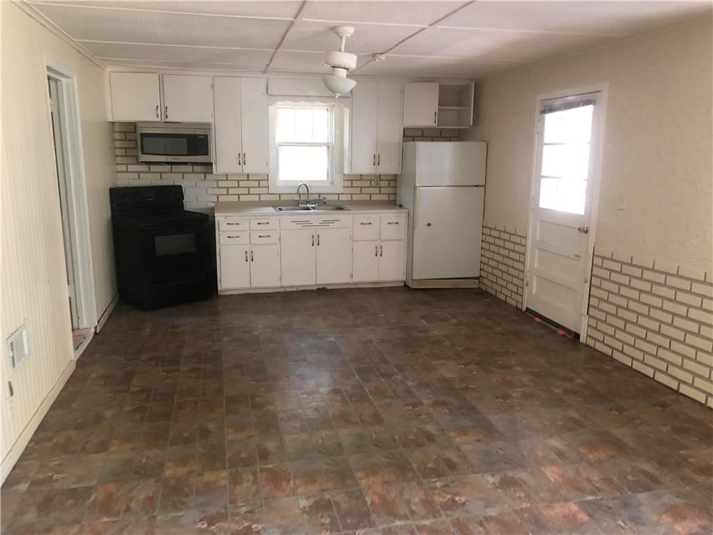3613 N HOLMES Street — photo 10