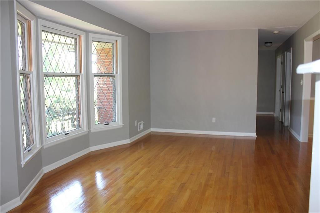 9813 E 76th Terrace — photo 3