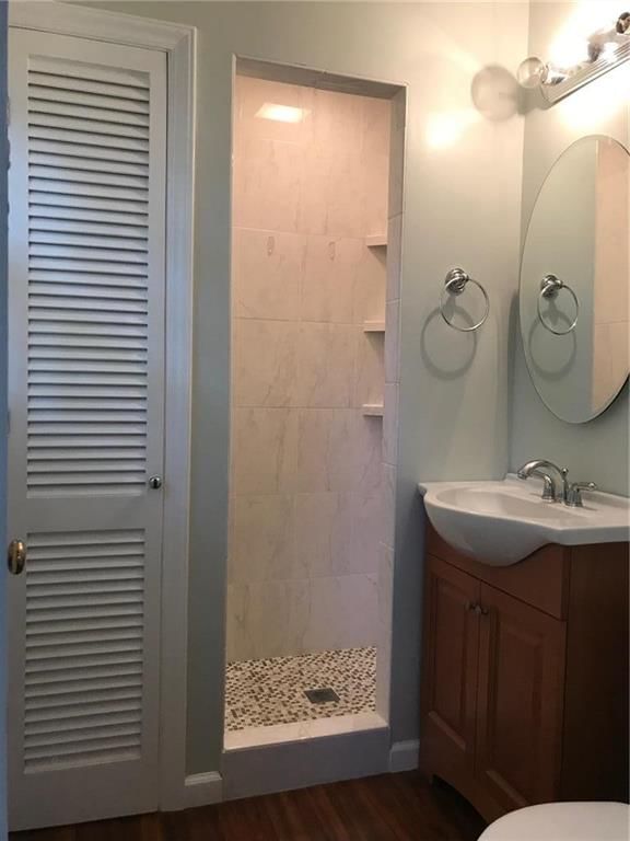 3906 NE 50th Street — photo 11