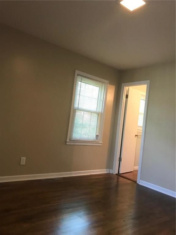 3906 NE 50th Street — photo 10